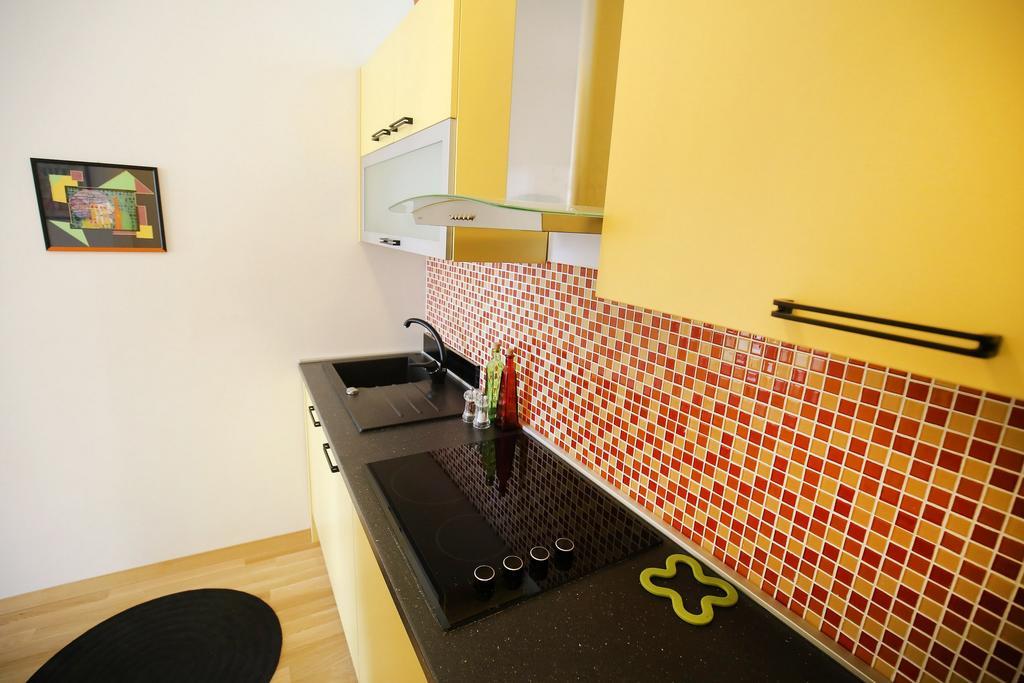 Apartments Feel Center Zadar Rum bild