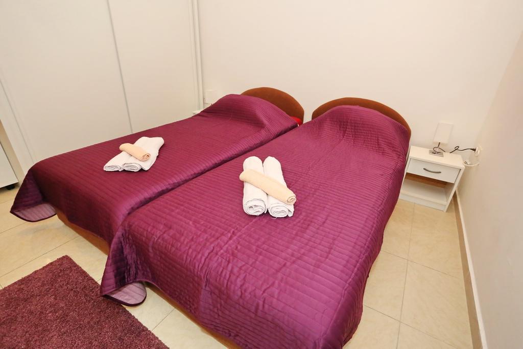 Apartments Feel Center Zadar Rum bild